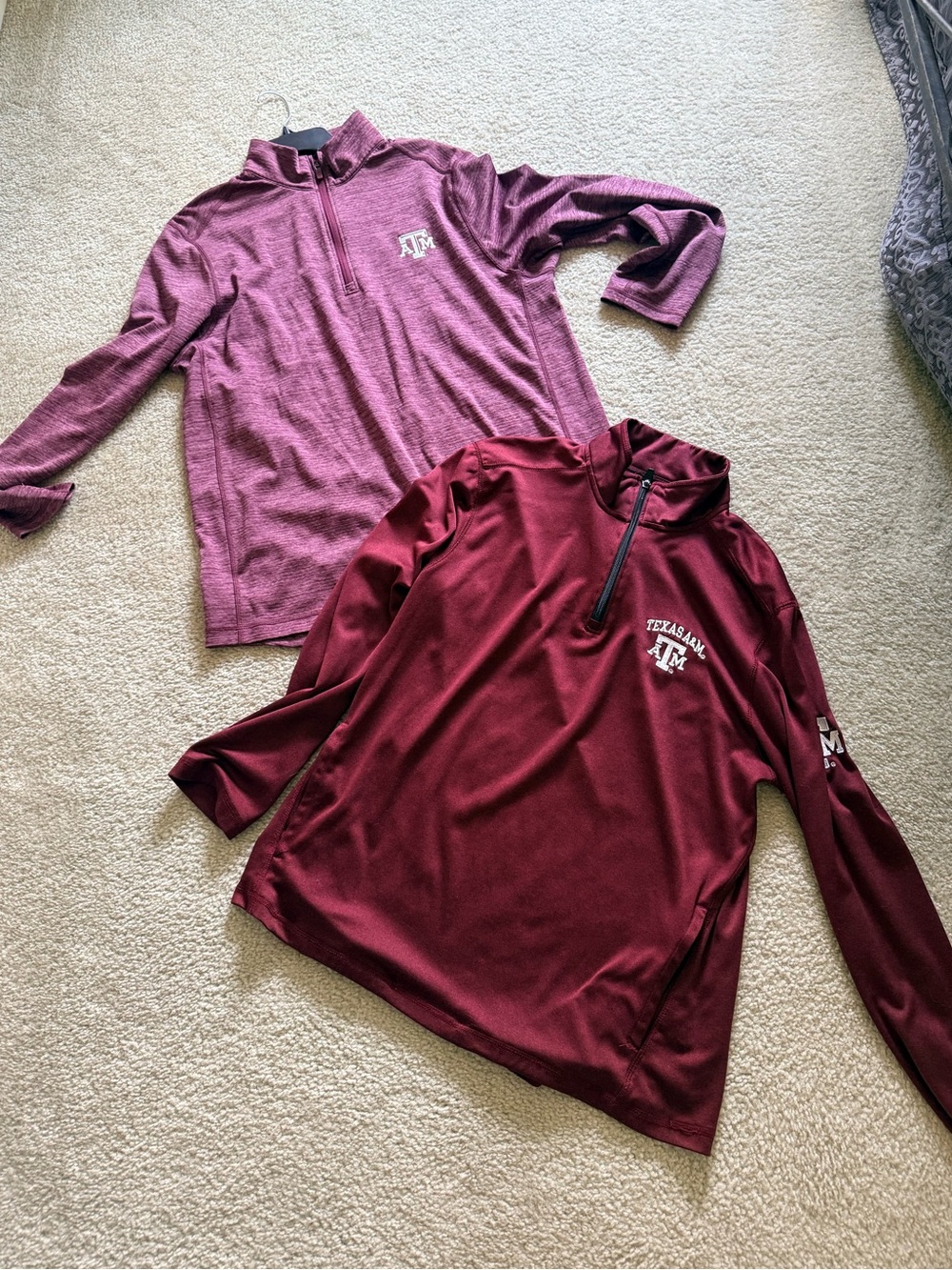 Lot of two Texas A&M half zip jackets - Vineyard Vines & Champion large unisex